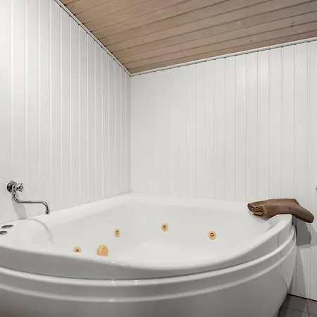 Andine - 1-2km From The Sea By Interhome *